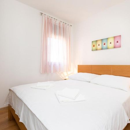 Apartment Julijana Krk Town Exterior foto