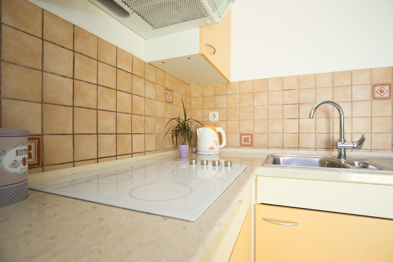 Apartment Julijana Krk Town Exterior foto